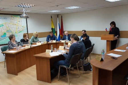 Новогиреевские депутаты заслушали статданные по детской заболеваемости в районе