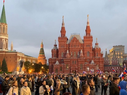 Новогиреевские депутаты стали участниками митинга-концерта у стен Кремля
