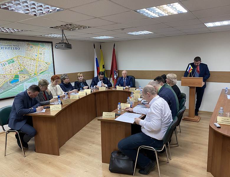 В Новогирееве прошло очередное заседание муниципального депутатского корпуса 