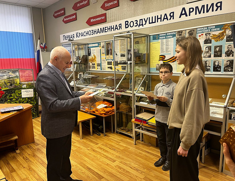 Новогиреевские муниципальные депутаты провели конкурс среди школьников «Победа глазами детей»