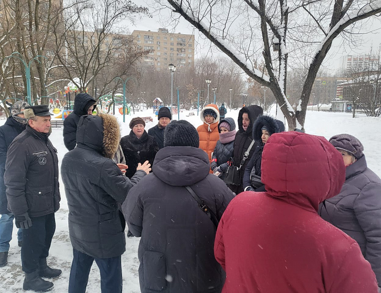 Жители района Новогиреево задали вопросы муниципальным депутатам