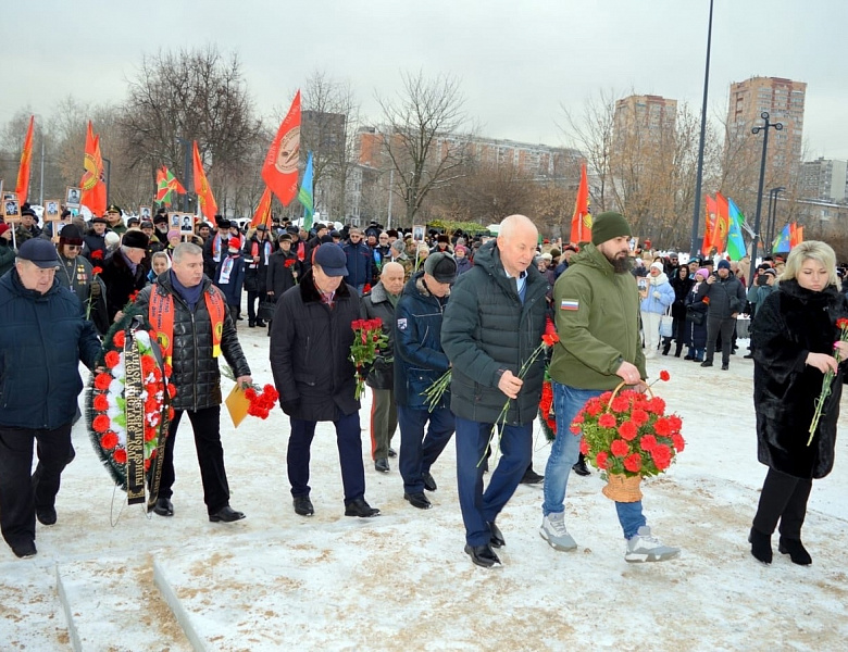 Митинг памяти воинов-интернационалистов прошёл в Афганском сквере района Новогиреево