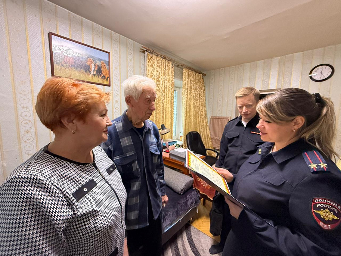 В УВД по ВАО ГУ МВД России по г. Москве состоялось торжественное мероприятие, посвященное Дню образования службы участковых уполномоченных
