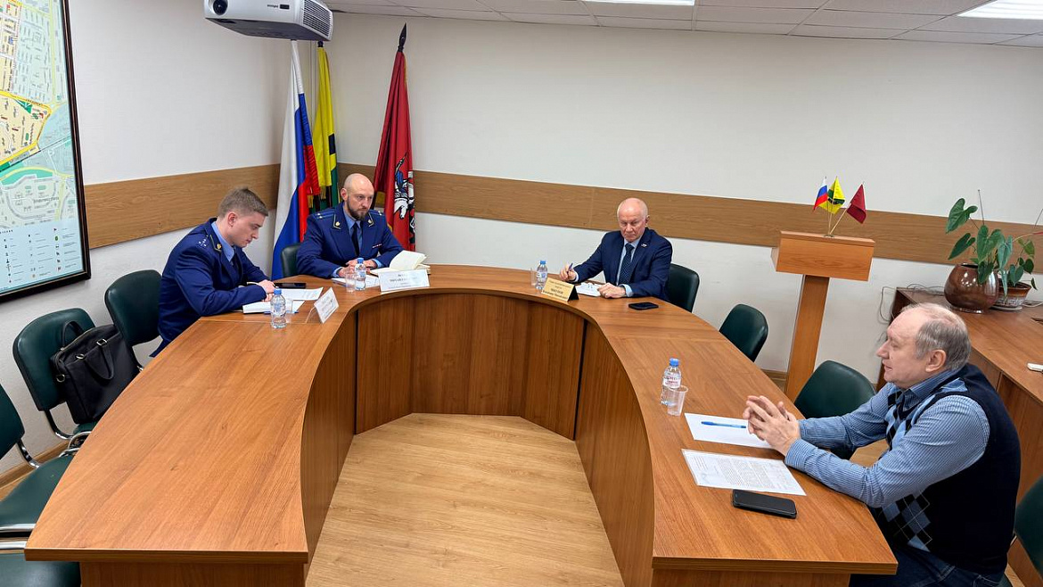 Глава МО Новогиреево и прокурор Перовской межрайонной прокуратуры провели совместный приём жителей района