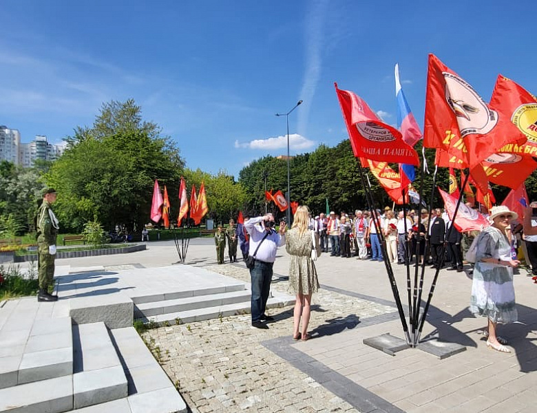 Глава МО Новогиреево Владимир Чикунов принял участие в памятном митинге