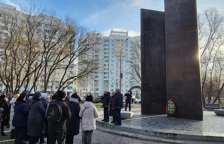В Новогирееве почтили память солдат Великой Отечественной войны
