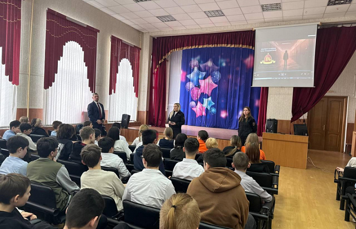 Члены общественного совета при УВД по ВАО приняли участие в профилактическом мероприятии «Чистое поколение -2025»