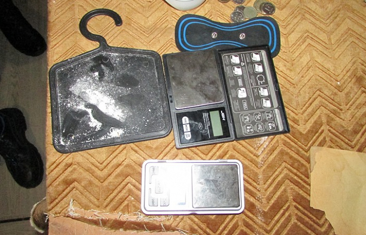 В Сокольниках полицейские задержали подозреваемого в покушении на сбыт наркотического средства в крупном размере