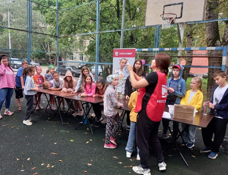 В Новогирееве проходят летние дворовые  праздники 