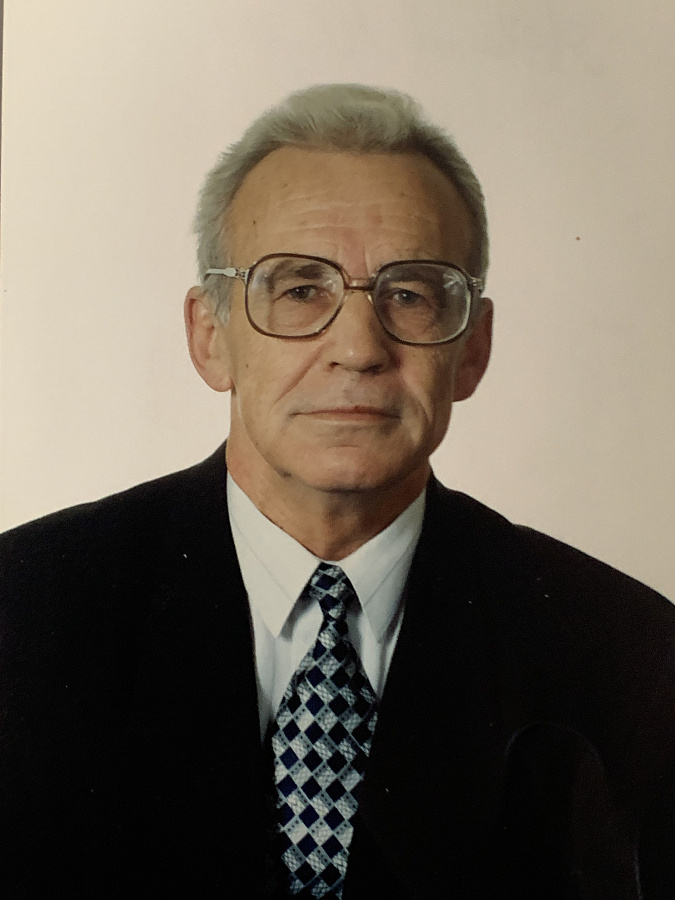 Памяти Юрия Адамова