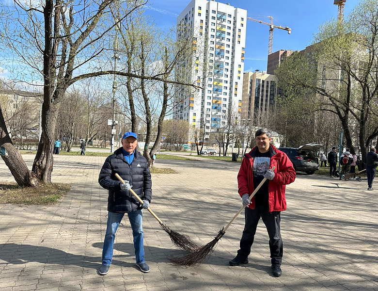 Новогиреевцы приняли участие в первом апрельском субботнике