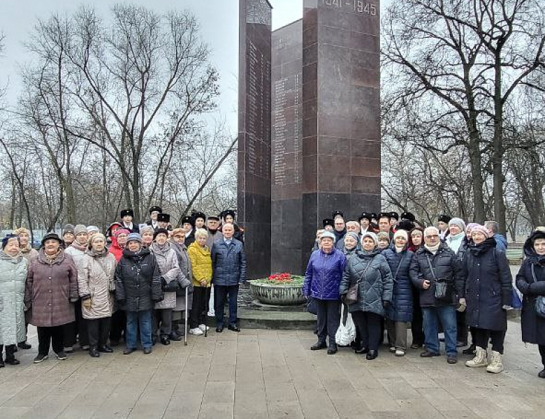 В Новогирееве прошёл митинг в честь Дня воинской славы России