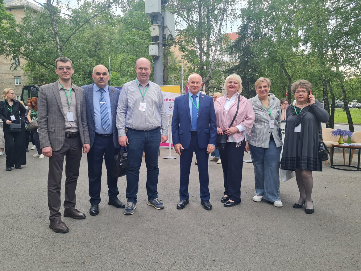 Новогиреевские муниципальные депутаты стали участниками форума «Добро – это просто»