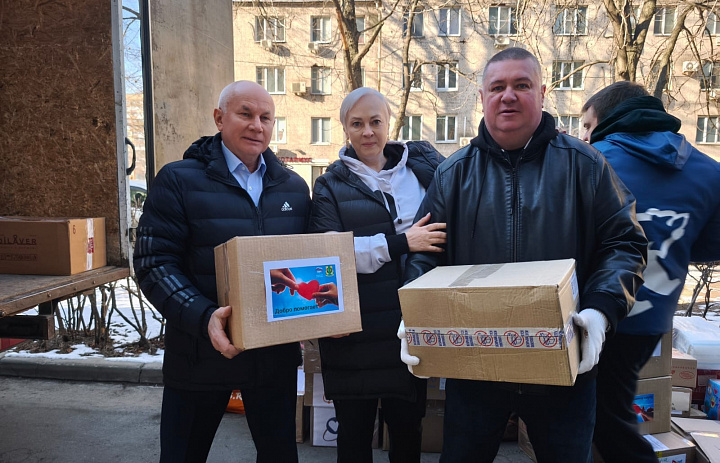 Глава МО Новогиреево Владимир Чикунов принял участие в отправке очередного гуманитарного груза для бойцов СВО