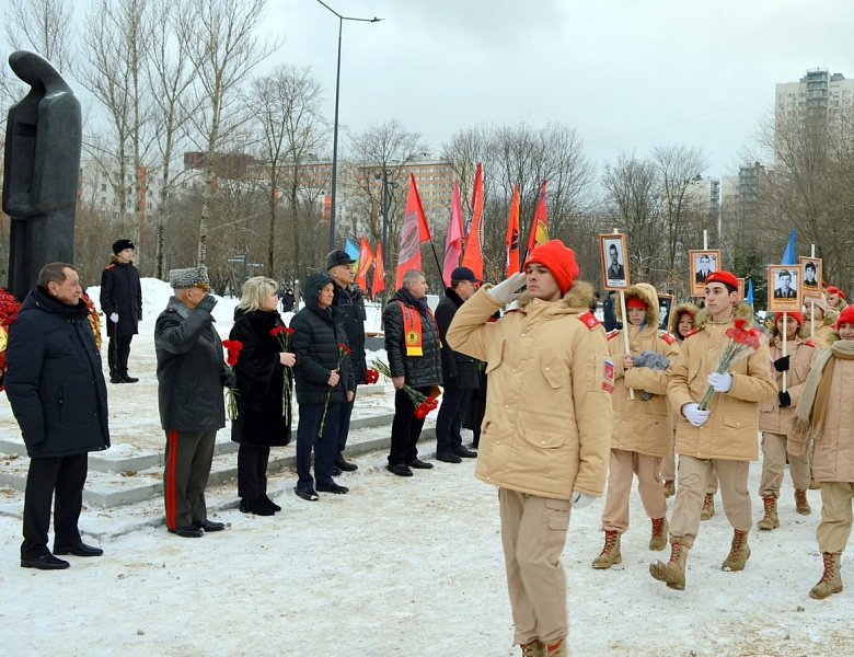 Митинг памяти воинов-интернационалистов прошёл в Афганском сквере района Новогиреево
