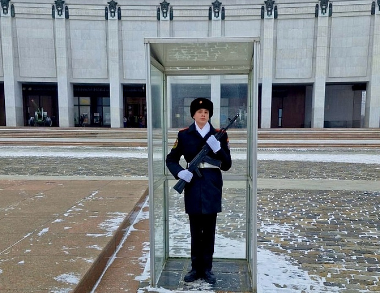 Юные новогиреевские кадеты из многодетных семей отстояли Вахту Памяти на Поклонной горе